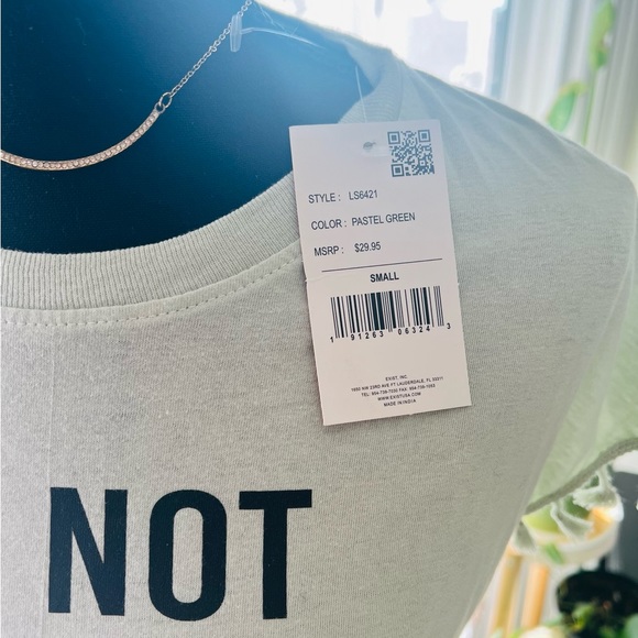 Social Distancing Top - Picture 2 of 4